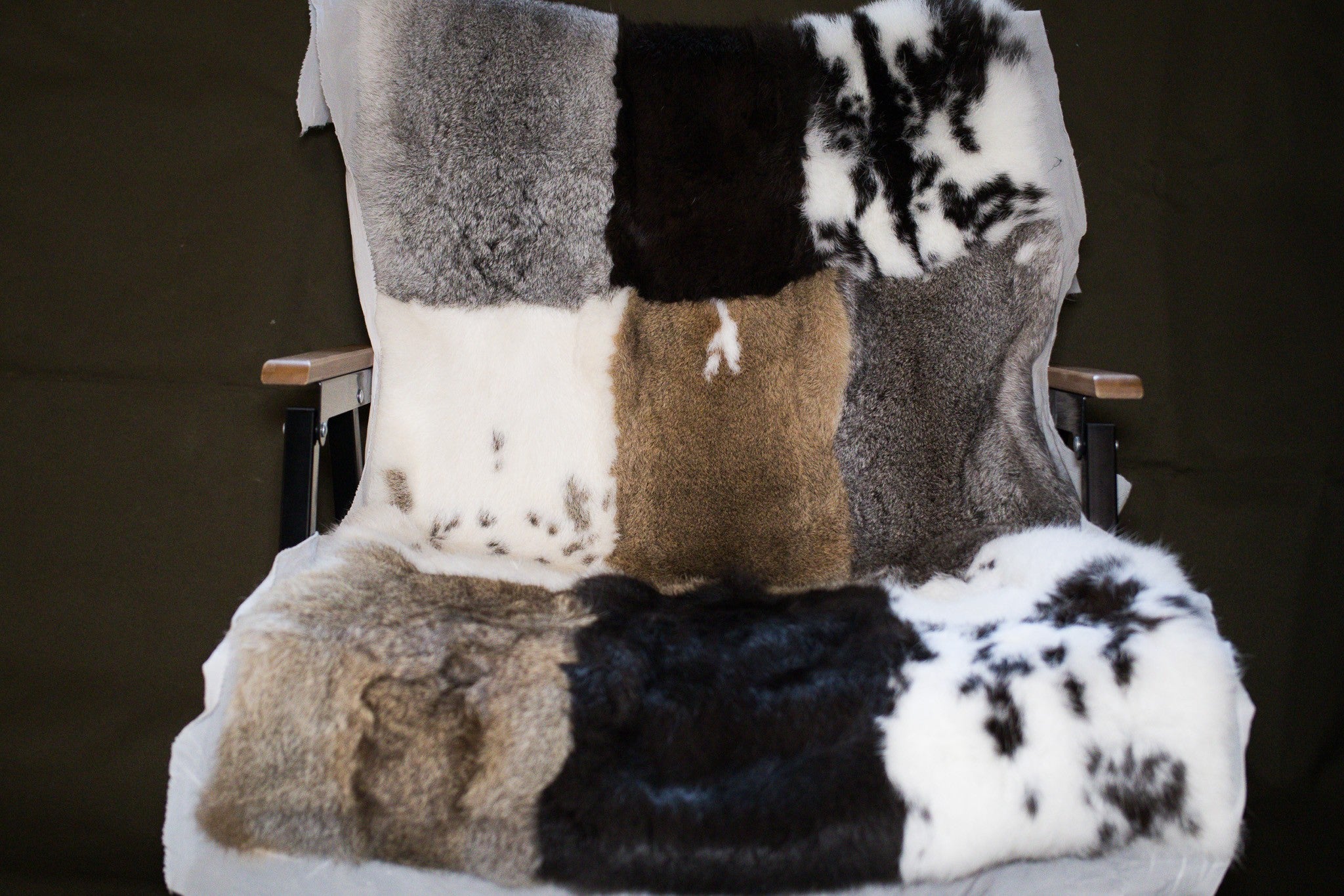 ヤギ毛皮【お座敷・ハイバックの椅子におすすめ】 | ボッコル